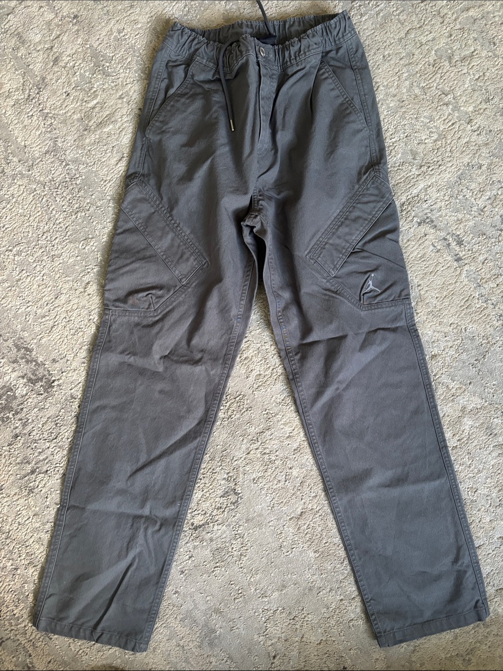 Jordan Men’s Gray Cargo Pants with Utility Pockets